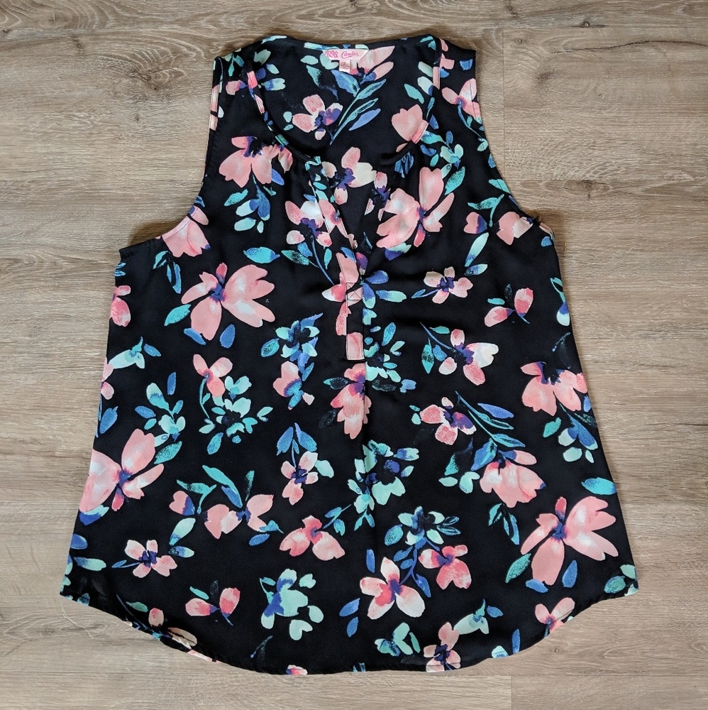 Sleeveless floral blouse
